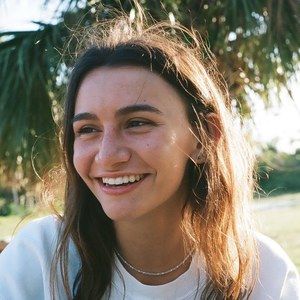 Meet your Posher, Kylee